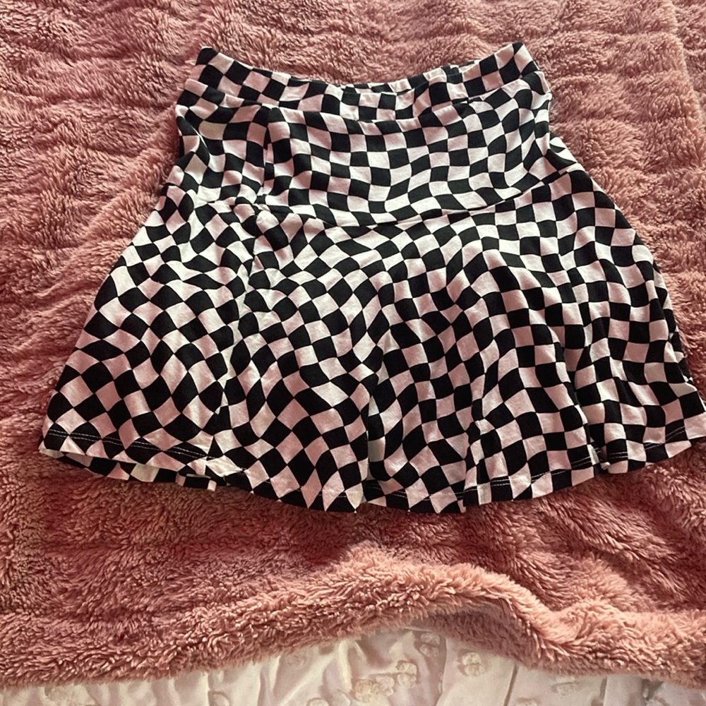 H&M checkered skirt